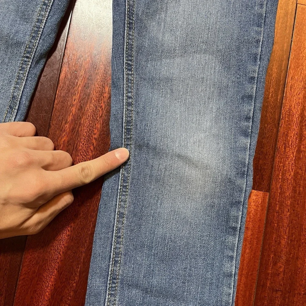 Levis preowned good